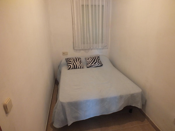 Apartment Roses, 3 Bedrooms, 6 Persons - Sant Pere Pescador