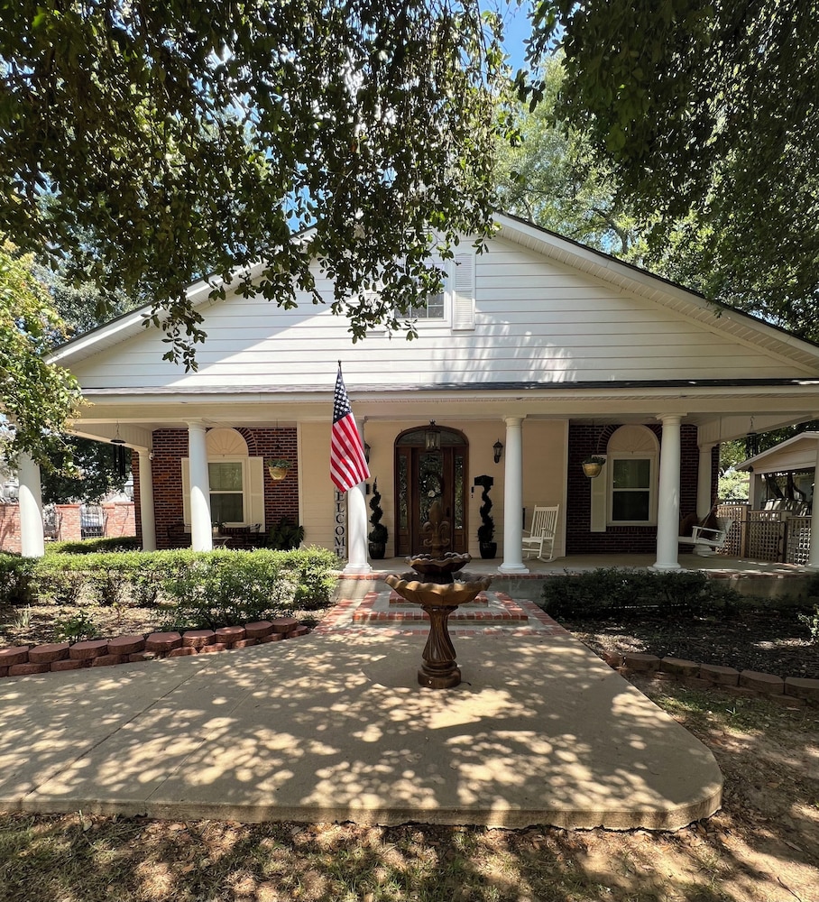 Opus House - Natchitoches