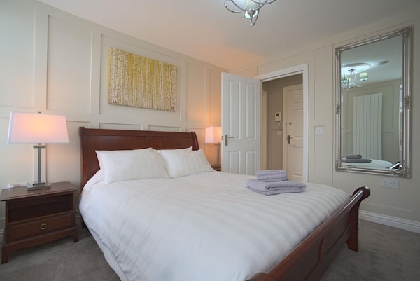 Luxury 1-bedroom Serviced Apartment In Dunstable - Dunstable