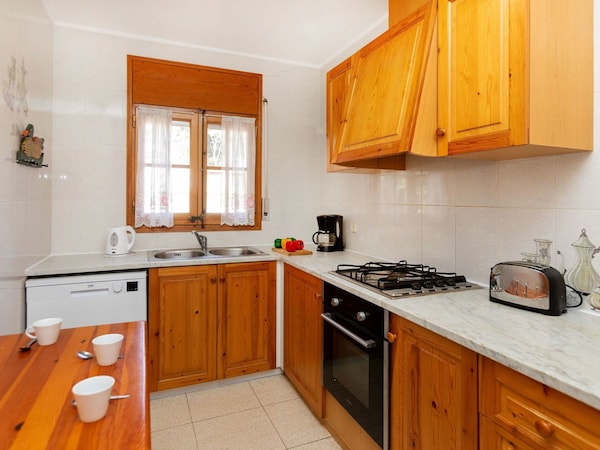 Cosy Apartment In Villa For 6 People With Wifi, Pool, Tv, Terrace, Pets Allowed And Parking - Sa Riera