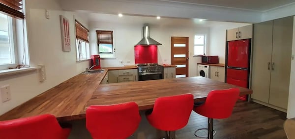 Fully Equipped Family Home At Waitarere Beach. - Levin