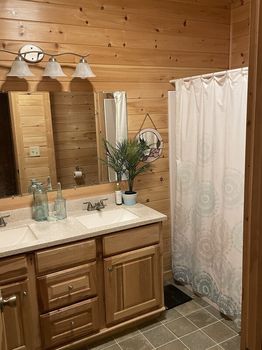 Apache Lake, Hillman airbnb, hotels and vacation rentals