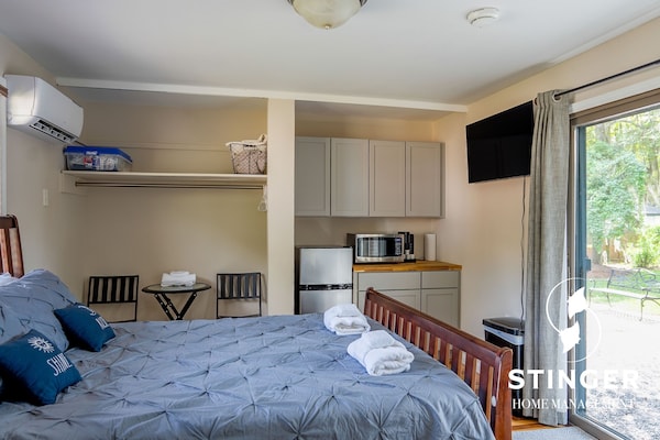 Cozy 1bed 1bath Guest House Near Downtown & Parris Island - Beaufort, SC
