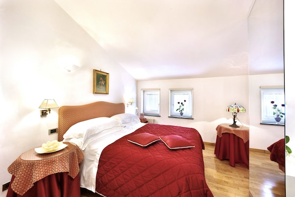 Villa Caruso - Five Bedroom Villa, Sleeps 11 - Sant'Agnello