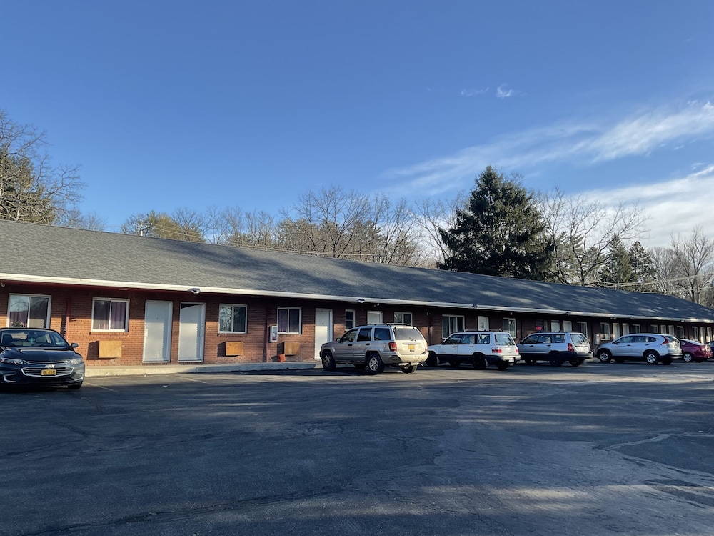 Hudson Valley 9w Motel - Saugerties, NY