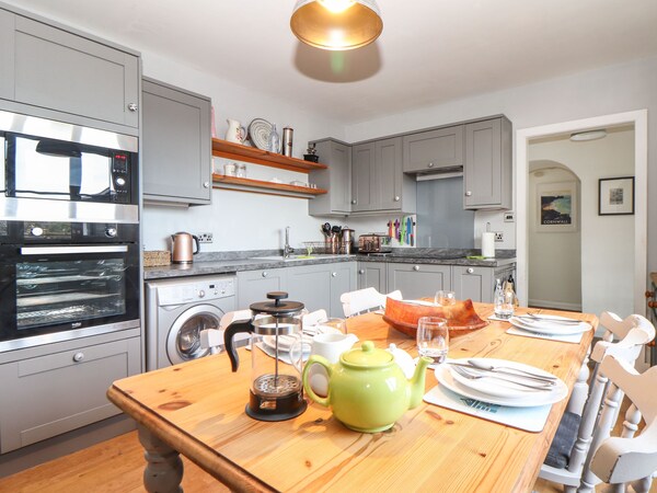 Penvose House, Pet Friendly, Character Holiday Cottage In Lostwithiel - Lostwithiel