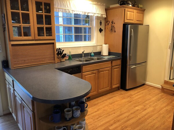Waterfront 2br Guest House On Cypress Creek - Severna Park - Lake Louise, Crofton