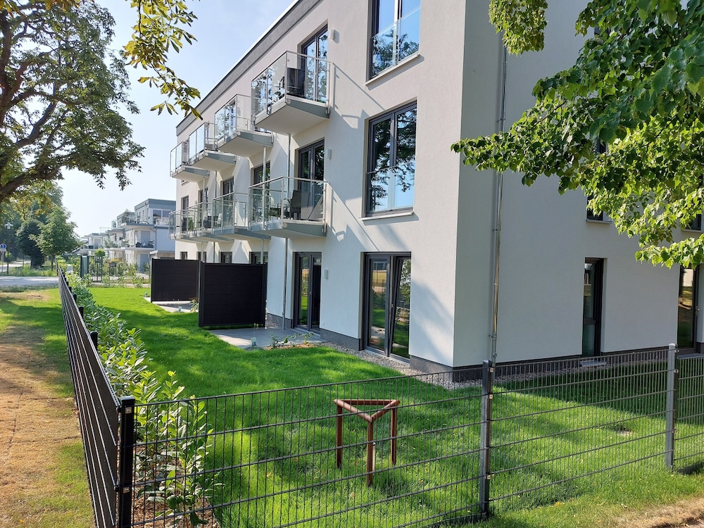 Sporthotel Neuruppin - Apartmenthaus Mit Ferienwohnungen - 브란덴부르크