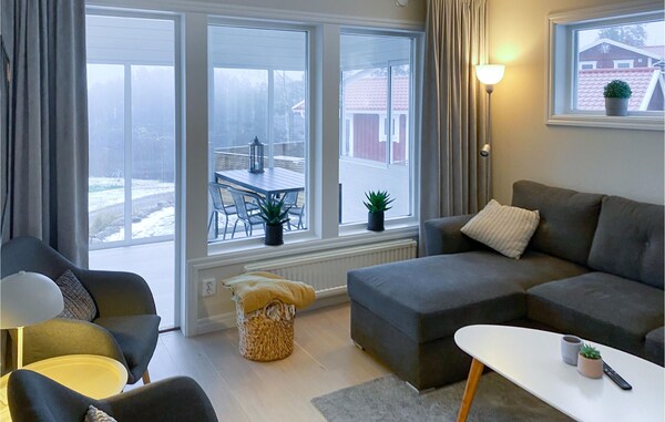 Modern And Cozy Cottage Overlooking Lake åSunden. - Kisa