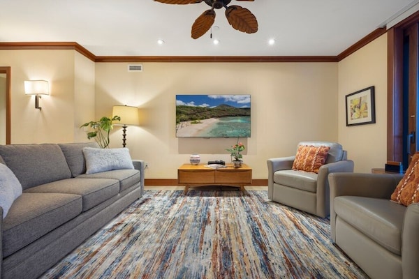 Feb To April Dates On Sale Now!- Updated Interior -2 Br Beach Tower Poolside - Kapolei, HI