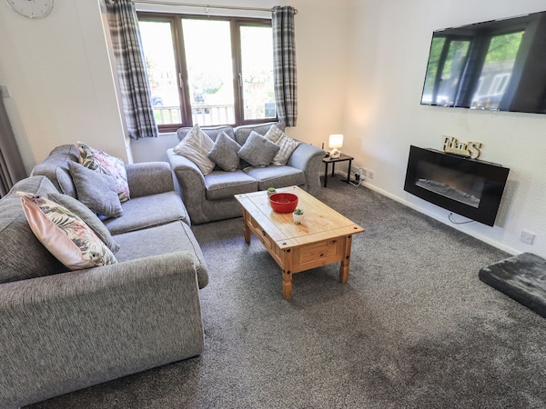Lord Landless, Pet Friendly, With Hot Tub In White Cross Bay - Hawkshead