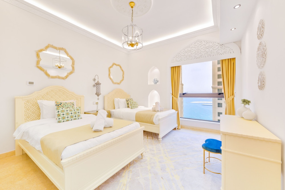 Luxury Jbr Palace! - Sea View - Free Beach Resorts Access! - Dubai Marina