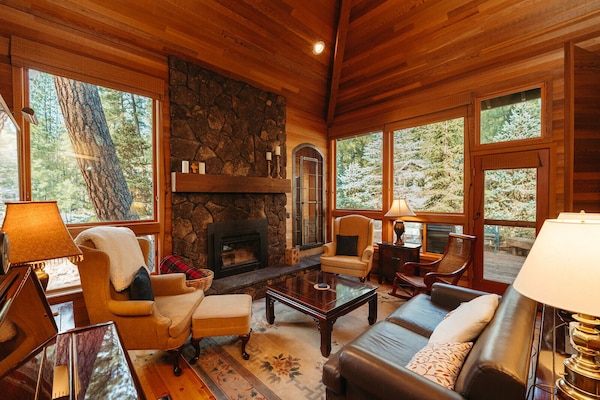 Tranquil Mountain Retreat In Black Butte Ranch - Hoodoo Lift Tickets - Sisters, OR