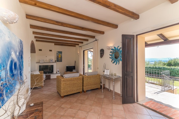 Villa 'Anastasie Costa Smeralda ' With Sea View, Wi-fi And Air Conditioning - Olbia