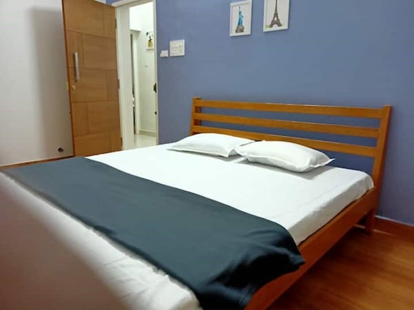 A Peaceful. Residential Homestay At 20 Min Drive To Historical Places Of Madurai - 마두라이