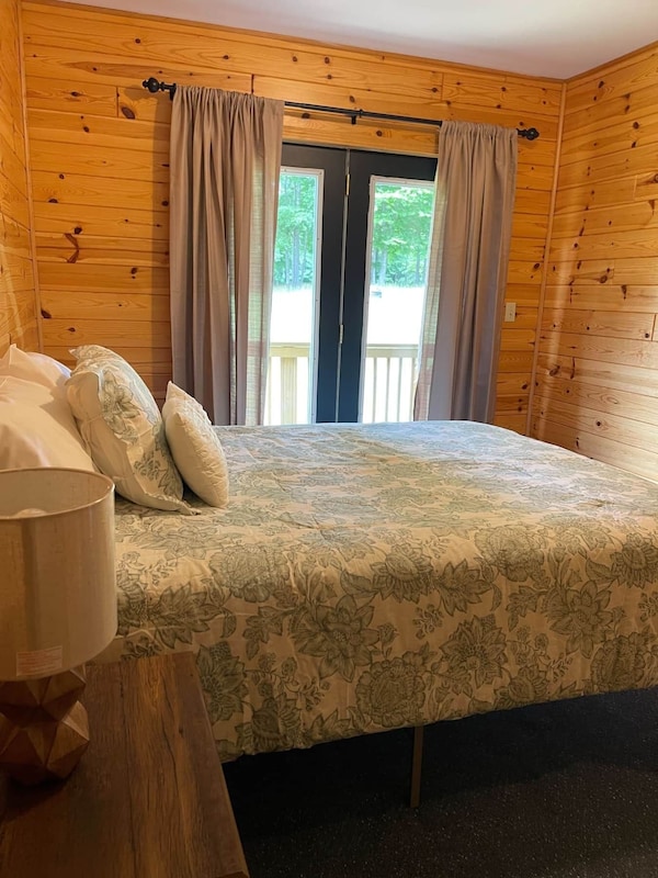 Cabin 2340 - Comfortable Log Cabin Within Private Resort - Gaylord, MI