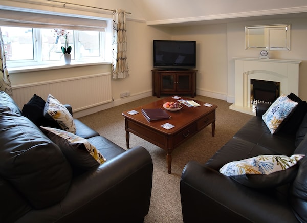 Penthouse Self Catering Apartment - Minehead