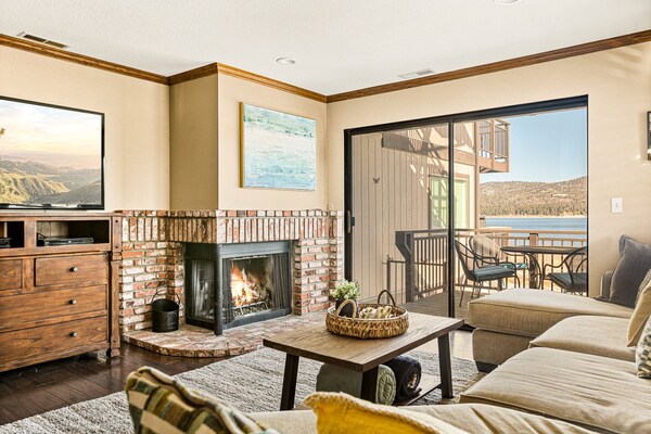 The Adler's Nest | Lakefront, Pool, And Spa - Big Bear Lake, CA