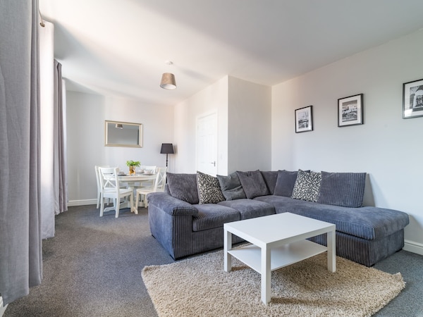 Lily Apartment 2 - 2 Bed Flat Bedlington - Morpeth Castle