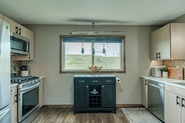 Country Living With Modern Amenities - Bismarck, ND