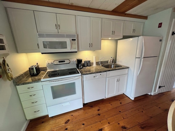16 Brant Rock - Perfect Cottage For Your Family Vacation. - Falmouth, MA