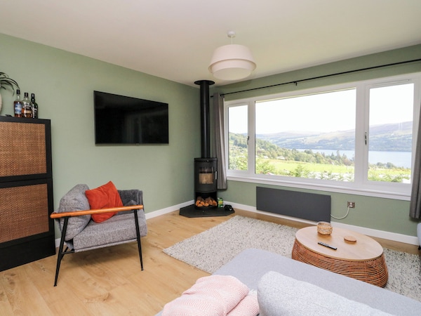 Beech Cottage, Pet Friendly, With Hot Tub In Kenmore - Loch Tay