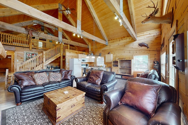 Hideaway On High | Mtn-view Cabin In Red River With Firepit, Grill, & Fireplace - Red River, NM