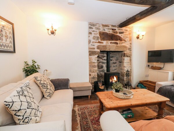 Hunters Cottage, Pet Friendly, With Open Fire In Youlgreave - Bakewell