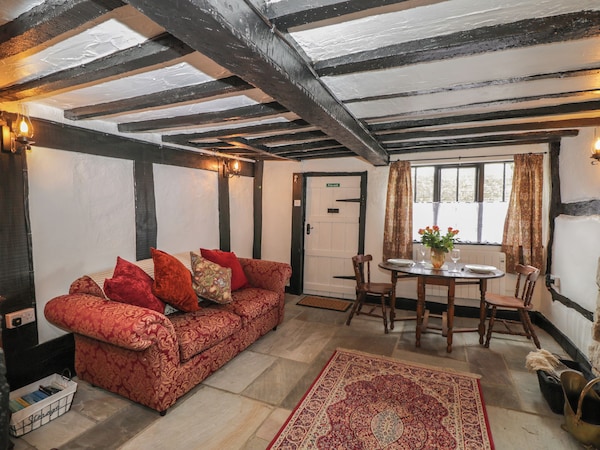 Avonmede, Pet Friendly, Character Holiday Cottage In Tewkesbury - Malvern Hills