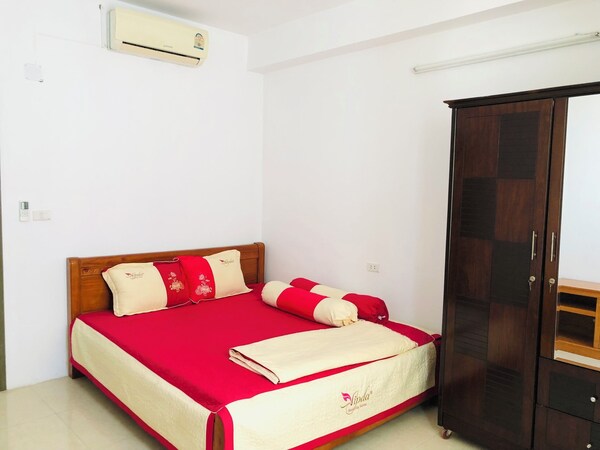 Relaxing Space Suitable For Families. Near The Thai Embassy And Supermarkets - Wientian