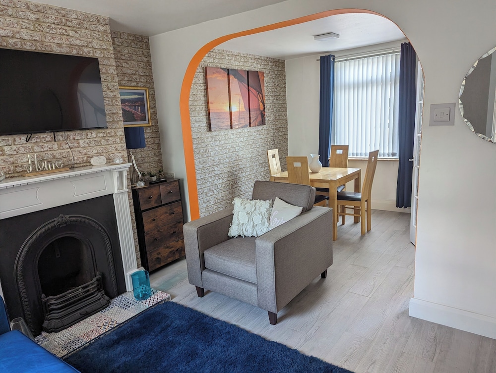 Fantastic Location To Ebrington Sq And City Centre - County Donegal