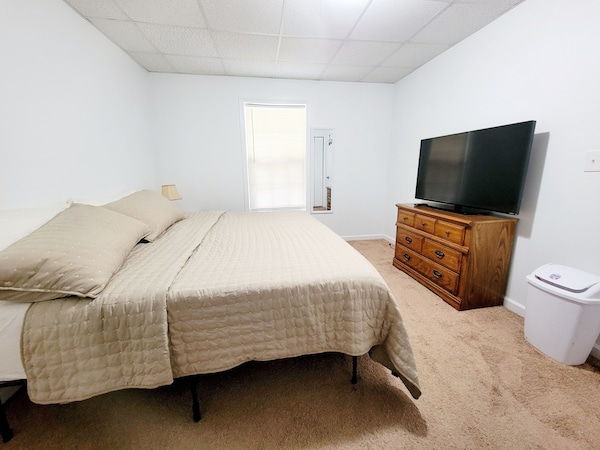 Three-bedroom Guest Suite In House Basement - Buford, GA