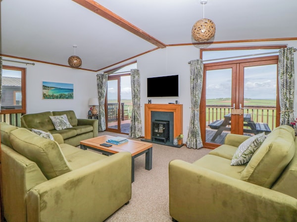 Three Views Lodge, Family Friendly, With Pool In Whitsand Bay - Cawsand