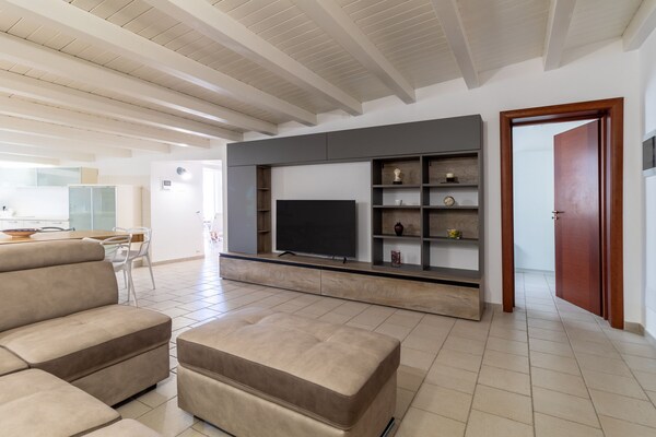 Apartment 'Francesca' With Private Terrace, Wi-fi And Air Conditioning - Pozzallo