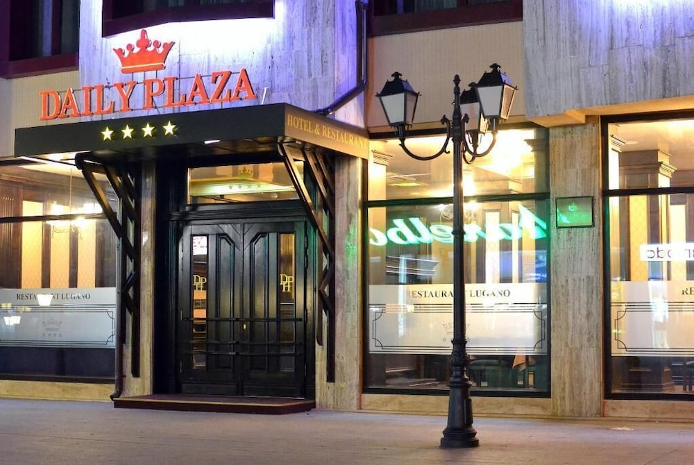 Hotel Daily Plaza - Județul Botoșani
