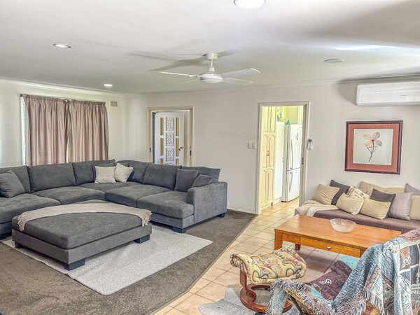 Ovens Valley Retreat - Spacious, Cosy Home For The Whole Family To Enjoy! - Murray River