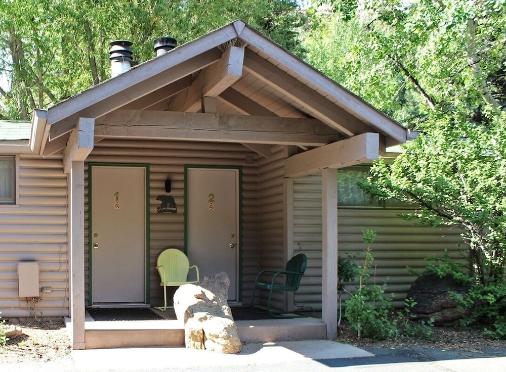Sunnyside Knoll: 2 Cottage - Estes Park, CO