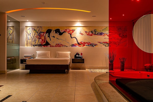 Presidential Suite Oriente Motel Nantai Premium - Florianópolis