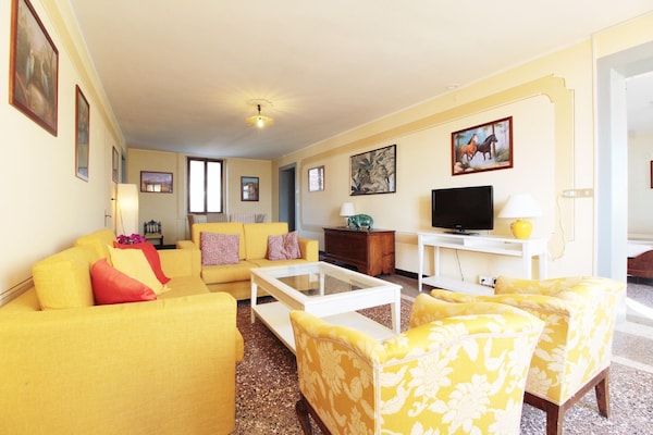 Apartment In Santa Giustina With Shared Pool - Mel