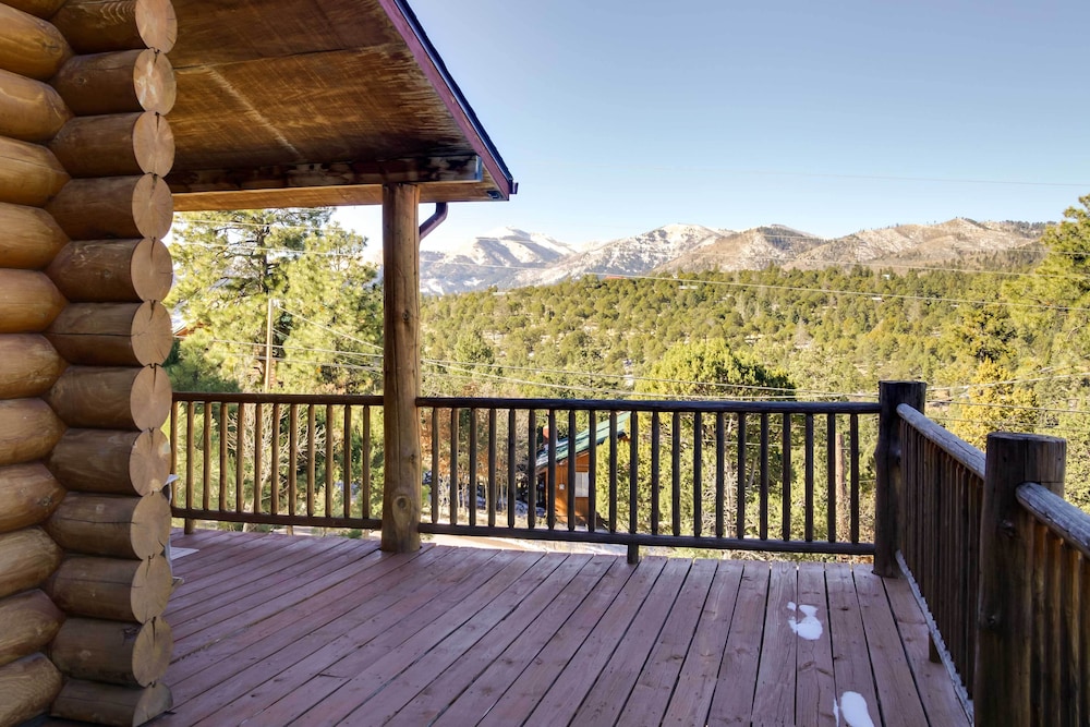 'Lacy's Log Cabin' Alto Home W/ Mountain Views! - Ruidoso, NM