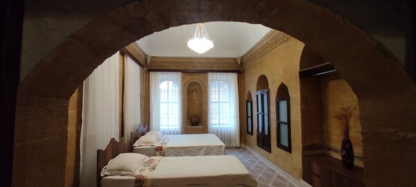 A Mansion Built With Cut Stones, A Typical Mardin Architectural Masterpiece - Mardin