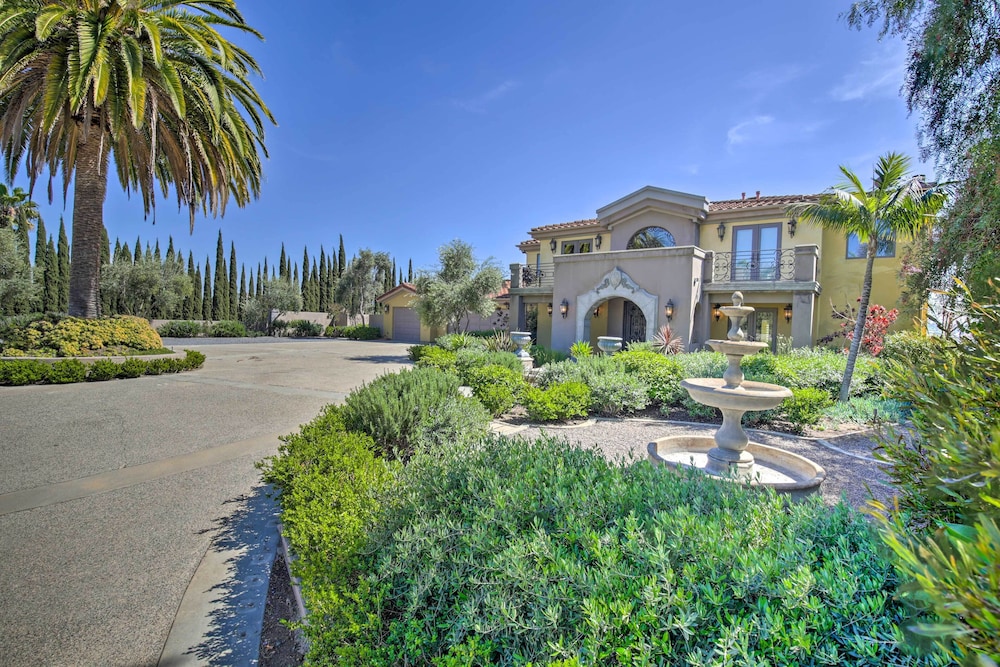 Vista Home W/ Private Pool & Expansive Views! - Vista, CA