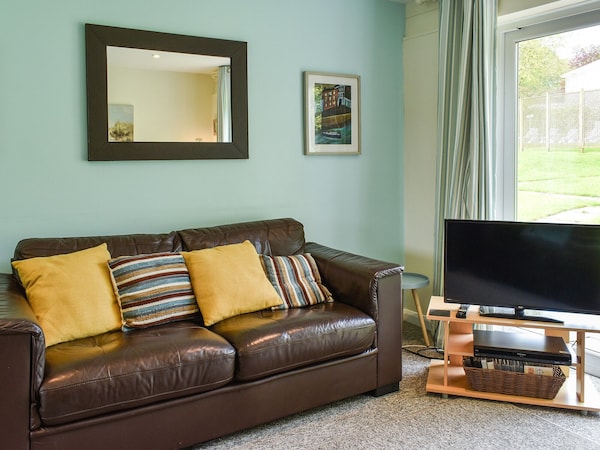 2 Bedroom Accommodation In Whitecross, Near Newquay - Mawgan Porth