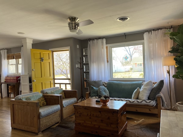 Beach Bum Bungalow - Dog Friendly! - Cape May Point