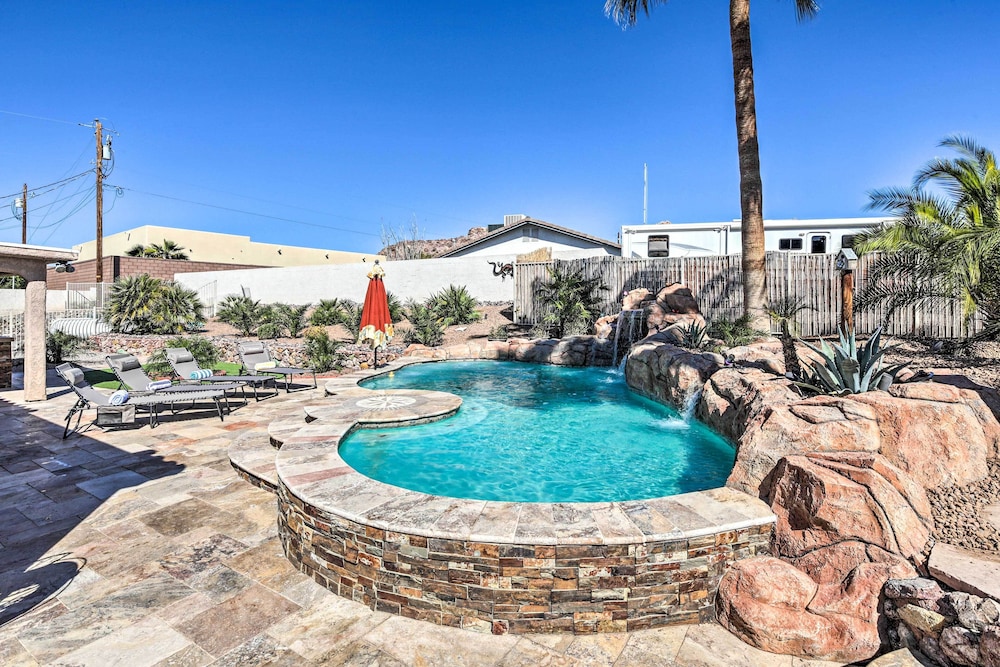 Private Oasis Resort W/ 2 Bedroom Suites! - Lake Havasu City, AZ