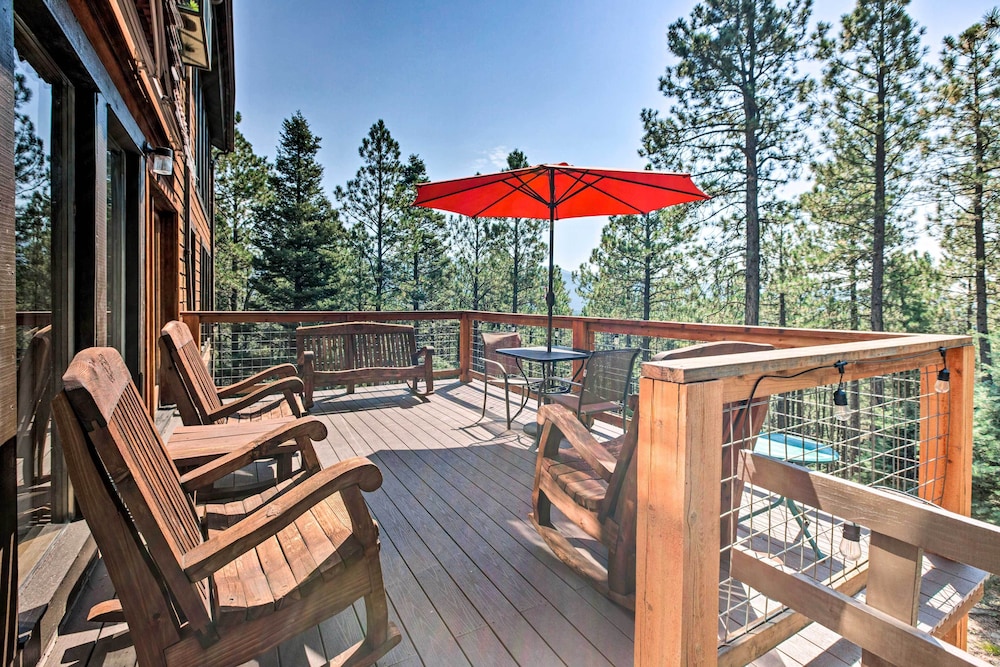 Large Angel Fire Retreat W/ Private Hot Tub! - Eagle Nest