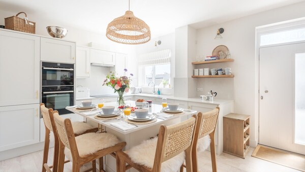 Sanderling -  A  Beautiful Coastal Home In The Centre Of Salcombe - Salcombe