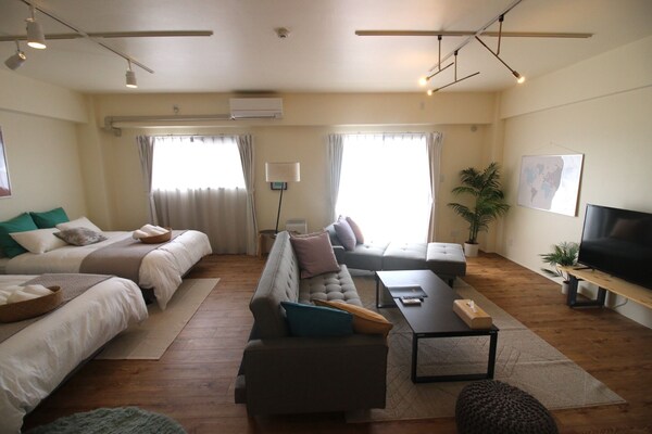 New Propertiescomfortable In A Large Roomwithin A 5minute Walk To The Beach \/ Ishigaki Okinawa - 石垣市