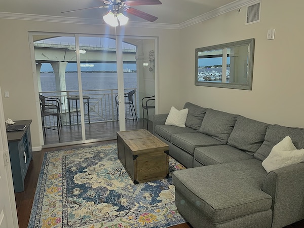 Panoramic Views Of The Water From The Condo With Endless Amenities. - Stuart, FL