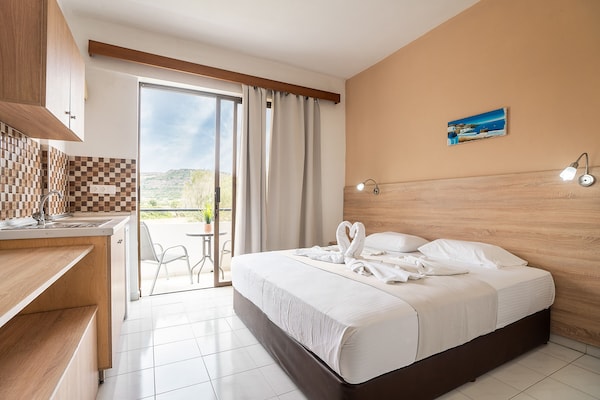 Apartment 'Sotirakis Standard Room 8' With Mountain View, Wi-fi And Air Conditioning - Faliraki